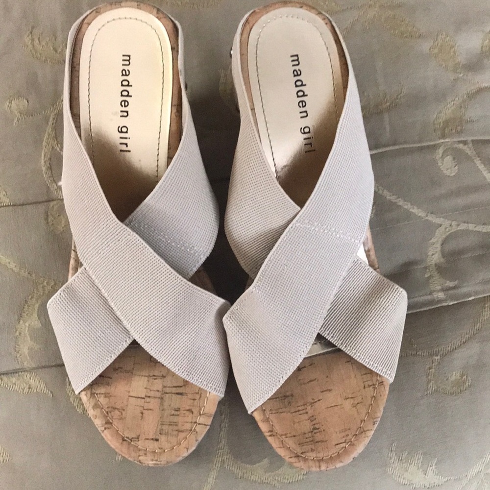 👡MADDEN GIRL Sandals👡